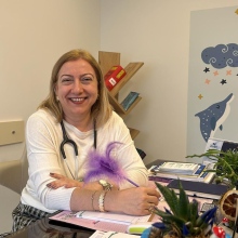 Resmi büyüt: Neşe Yar, Çocuk Sağlığı Ve Hastalıkları İzmir