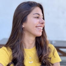 Resmi büyüt: Ayşenur Kayımbaşıoğlu, Diş Hekimi Lefkoşa