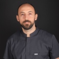 Emre Güldüren, Diş Hekimi Bursa