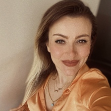 Resmi büyüt: Burcu Mehmetoğlu, Diyetisyen İzmir