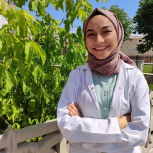 Resmi büyüt: Eşe Kasal, Diyetisyen Uşak