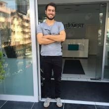 Resmi büyüt: Gökay Tekçam, Diş Hekimi Ankara