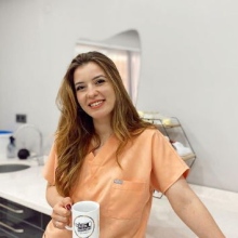 Resmi büyüt: Melike Bakkaloğlu Köroğlu, Diş Hekimi Trabzon