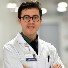 Resmi büyüt: Uğur Çelik, Dermatoloji İstanbul