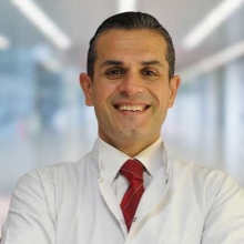 Resmi büyüt: Serhat Önen, Diş Hekimi Bursa