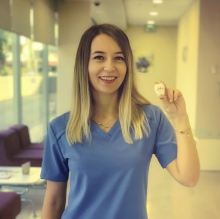 Resmi büyüt: Özge Şentürk, Çocuk Diş Hekimliği (Pedodonti) Nilüfer