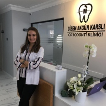 Resmi büyüt: Gizem Akgün Karslı, Ortodonti Adana