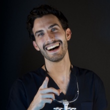 Resmi büyüt: Batıkan Yıldırım, Diş Hekimi İstanbul