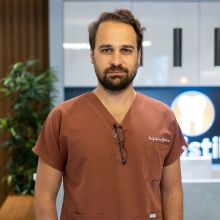 Resmi büyüt: Çağdaş Yakın, Diş Hekimi İstanbul