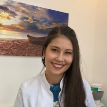 Resmi büyüt: İdil Ünal Dede, Diş Hekimi İzmir