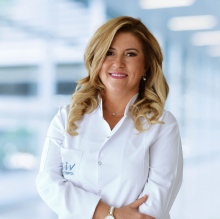 Resmi büyüt: Esin Baltacı, Nöroloji İlkadım