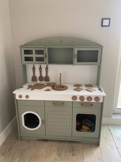 Beste Ergün Özel-11