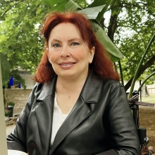 Resmi büyüt: Zarif Aksüt, Aile Danışmanlığı İzmir