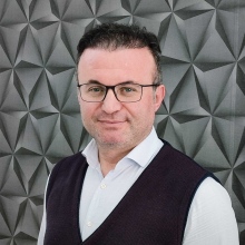 Resmi büyüt: İzzet Özer, Psikoloji Kayseri