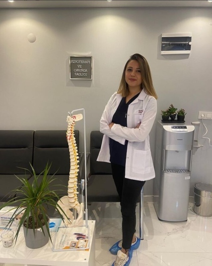 Büşra Mavi-0