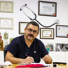 Resmi büyüt: Mustafa Bora Farsak, Kalp Ve Damar Cerrahisi İstanbul