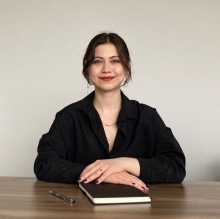 Resmi büyüt: Elif Şanlı, Psikoloji Uşak