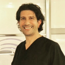 Resmi büyüt: Savaş Durmaz, Diş Hekimi İzmir