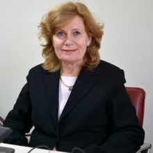 Resmi büyüt: Zerrin Öğretmen, Dermatoloji Çanakkale