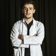 Resmi büyüt: Mustafa Genel, Diş Hekimi Van