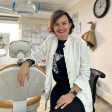 Resmi büyüt: Ümran Ergün, Diş Hekimi İzmir