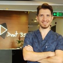 Resmi büyüt: Arda Hacarlıoğlu, Diş Hekimi İzmir