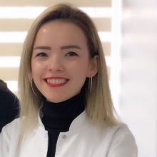 Resmi büyüt: Refika Topal, Ortodonti Adapazarı