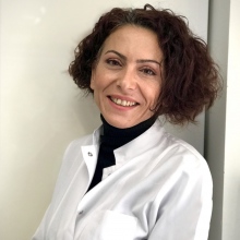 Resmi büyüt: Arzu Bayalan, Endodonti Çankaya