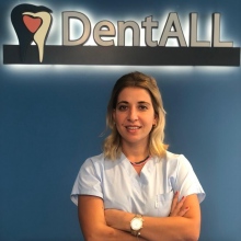 Resmi büyüt: Gamze Paken, Protetik Diş Tedavisi İzmir