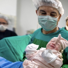 Resmi büyüt: Fahri Temiz, Kadın Hastalıkları Ve Doğum İzmir