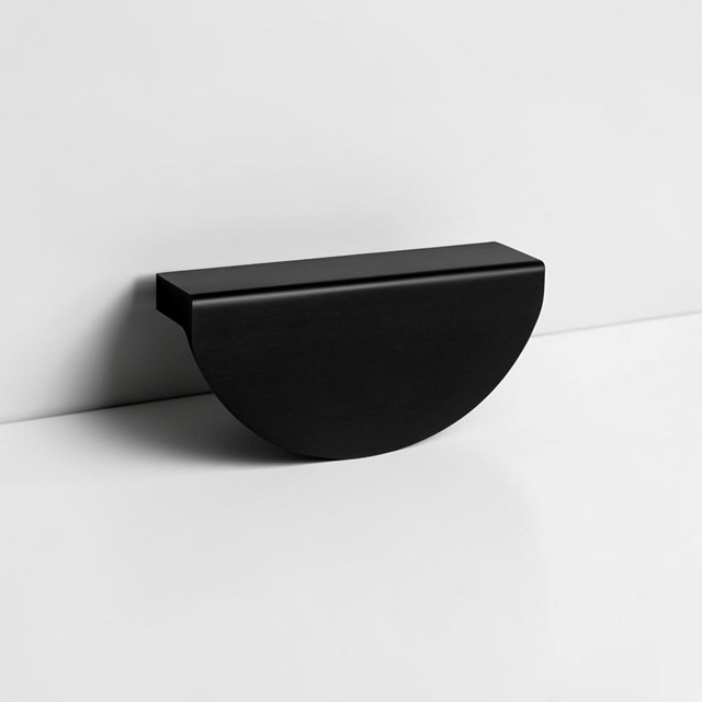 Ravenna Half Moon Cup Black Contemporary Handle | Contemporary Handles