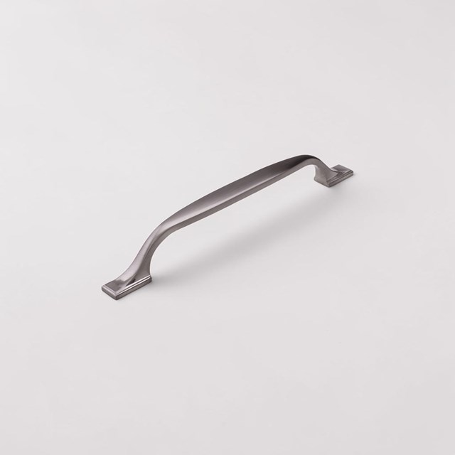 Marlborough Brushed Nickel Traditional Handle | Traditional Handles