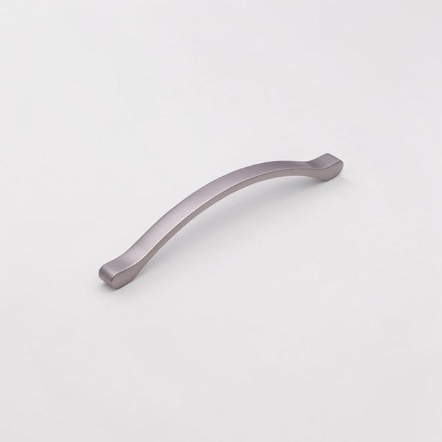Puente Brushed Nickel Contemporary Handle | Contemporary Handles