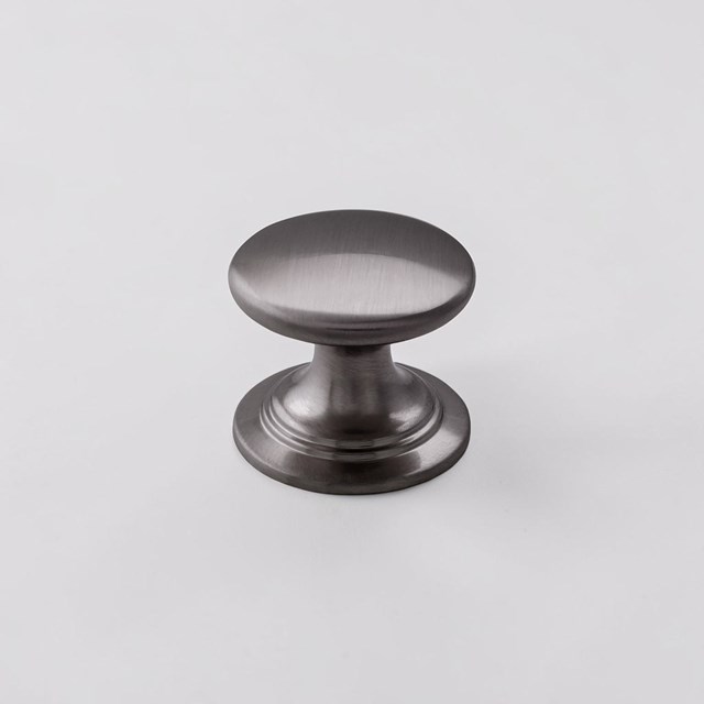 Windsor Brushed Nickel Traditional Knob | Traditional Knobs