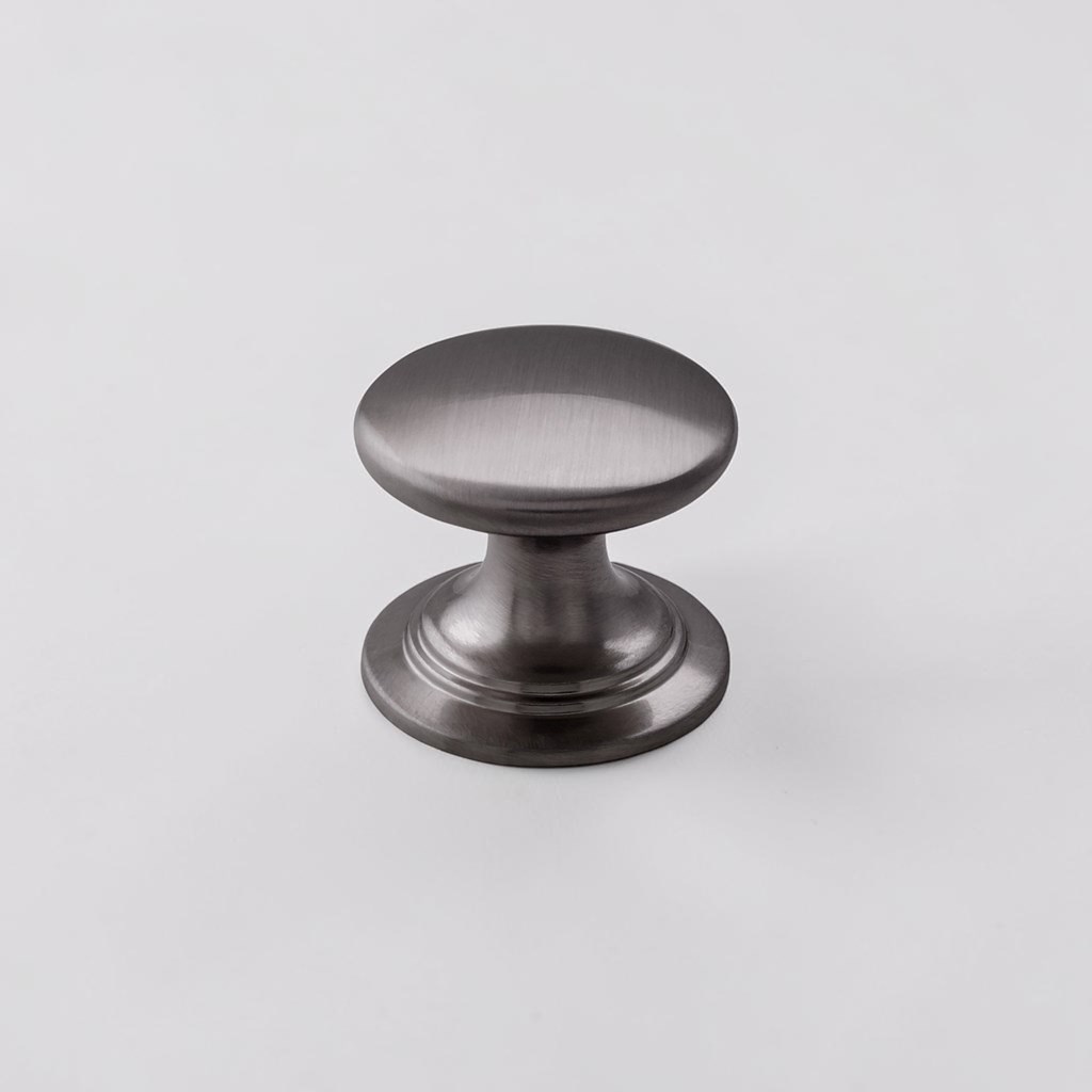 Windsor Brushed Nickel Traditional Knob | Traditional Knobs