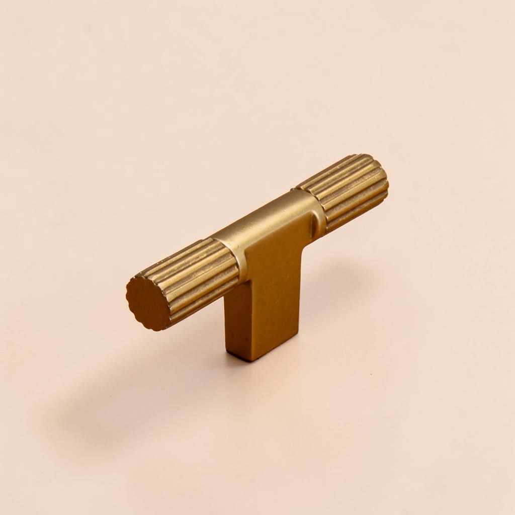 Florence T Bar Aged Brass Traditional Handle | Traditional Handles