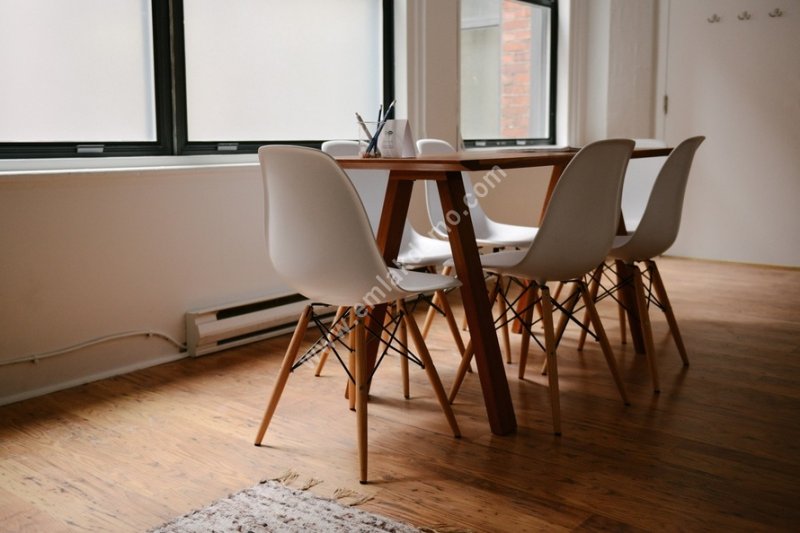 İzmir Foça'da Kiralık İşyeri-Ofis