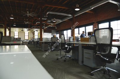 İzmir Foça'da Kiralık İşyeri-Ofis