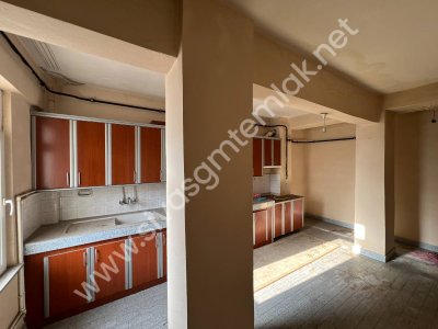 SİVAS GMT EMLAK'TAN ŞEHİR MERKEZİ FIRSAT KELEPİR UYGUN 2+1 DAİRE
