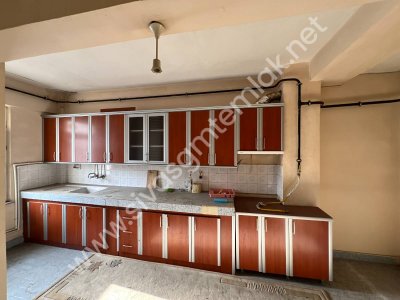 SİVAS GMT EMLAK'TAN ŞEHİR MERKEZİ FIRSAT KELEPİR UYGUN 2+1 DAİRE