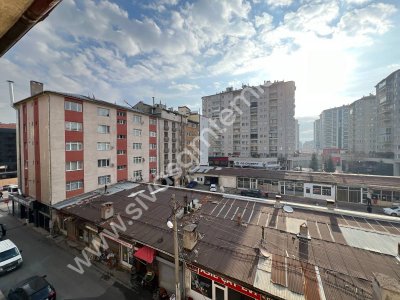 SİVAS GMT EMLAK'TAN ŞEHİR MERKEZİ FIRSAT KELEPİR UYGUN 2+1 DAİRE