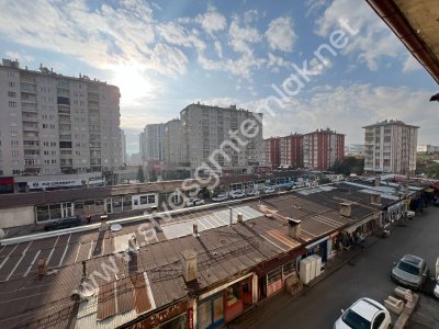 SİVAS GMT EMLAK'TAN ŞEHİR MERKEZİ FIRSAT KELEPİR UYGUN 2+1 DAİRE