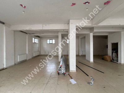 SİVAS GMT EMLAK'TAN MEHMETAKİFERSOY MAHALLE KİRALIK 115M2 DÜKKAN