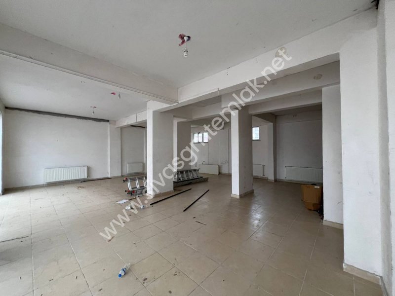 SİVAS GMT EMLAK'TAN MEHMETAKİFERSOY MAHALLE KİRALIK 115M2 DÜKKAN