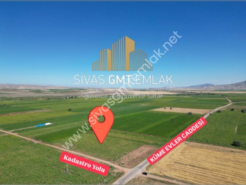 SİVAS GMT EMLAK MERKEZ15KM KIZILKAVRAZ CAD 5.308M2 TEKTAPU TARLA