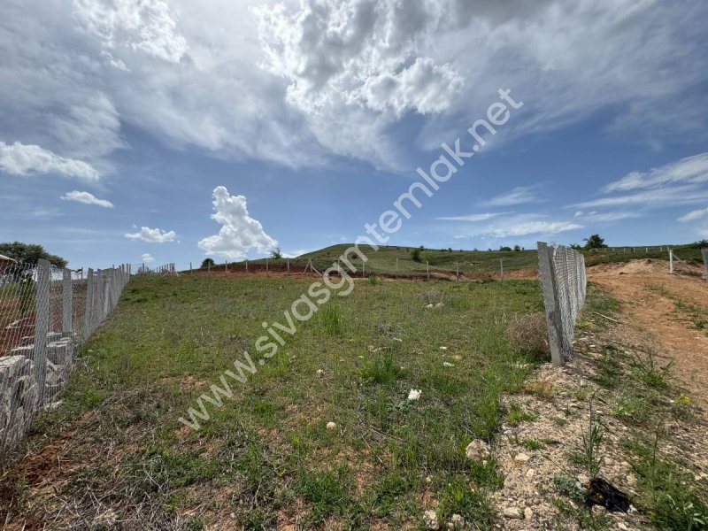 SİVAS GMT EMLAK'TAN İNCEAĞA SATILIK 500 M2 HİSSELİ HOBBY BAHÇESİ