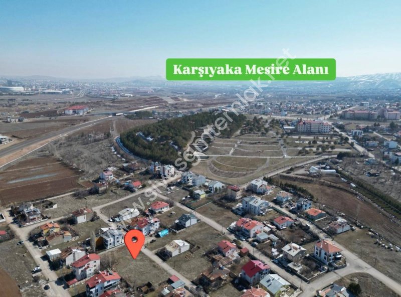 SİVAS GMT EMLAK'TAN KARŞIYAKA'DA VİLLA İMARLI 280M2 SATILIK ARSA