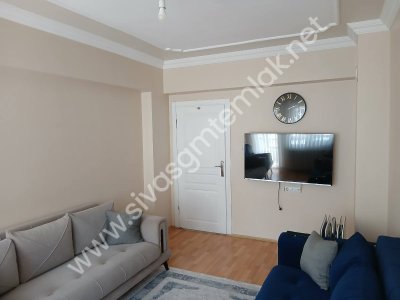 SİVAS GMT EMLAK'TAN YENİNUMUNE CİVARI SATILIK FULL YAPILI DAİRE