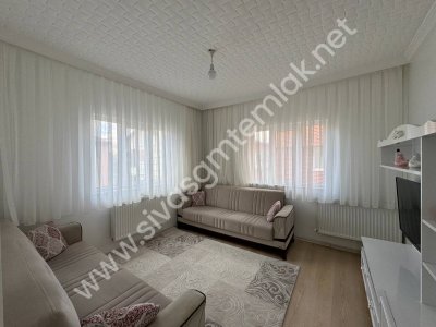 SİVAS GMT EMLAK'TAN FATİHMAHALLE SATLIK FULL 2.KATLI MÜSTAKİL EV