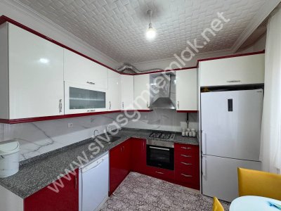 SİVAS GMT EMLAK'TAN FATİHMAHALLE SATLIK FULL 2.KATLI MÜSTAKİL EV
